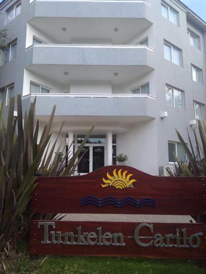 Tunkelen * Carilo
